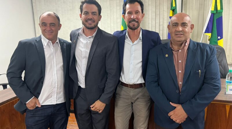 Vereadores de Itauçu reforçam fiscalização e solicitam prestação de contas sobre obras e aplicação de recursos públicos